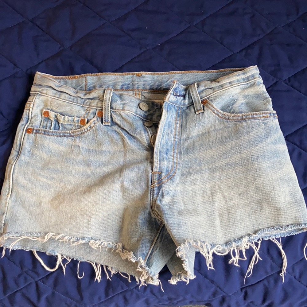 Levi’s Jean shorts 26